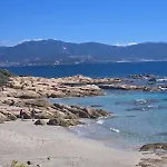 Superbe Au Rez De Chaussee Avec Terrasse De 70 M2 Offrant Vue Sur La Et Piscine Privee *