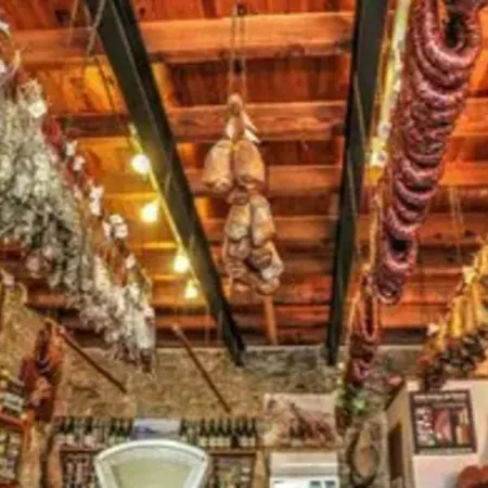 Magnifico Al Piano Terra Climatizzato Di 70 M Terrazza Con Villa