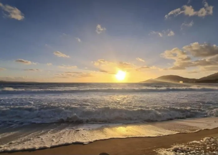 Superbe Villa Au Rez De Chaussee Avec Terrasse De 70 M2 Offrant Une Vue Sur La Mer Et Piscine Privee ヴィラ