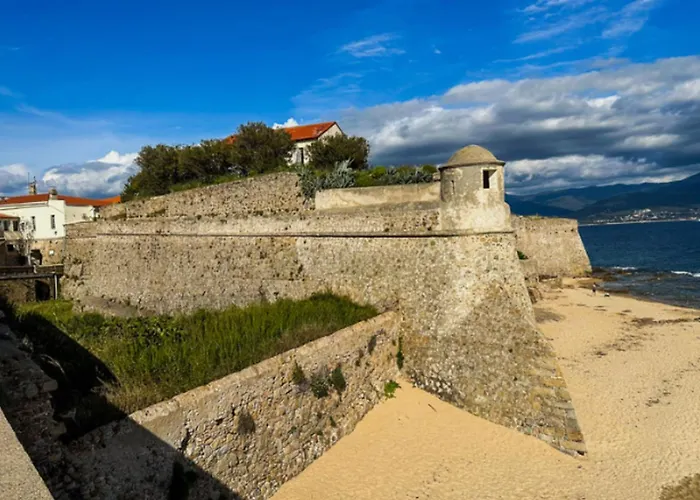 ヴィラ Superbe Villa Au Rez De Chaussee Avec Terrasse De 70 M2 Offrant Une Vue Sur La Mer Et Piscine Privee *